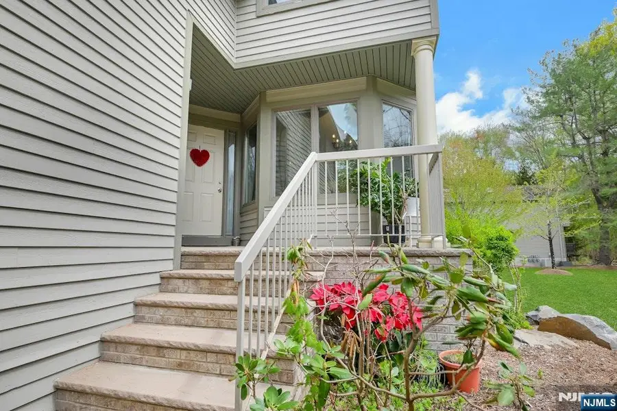 618 Fir Court 618, Norwood, NJ 07648 - #3