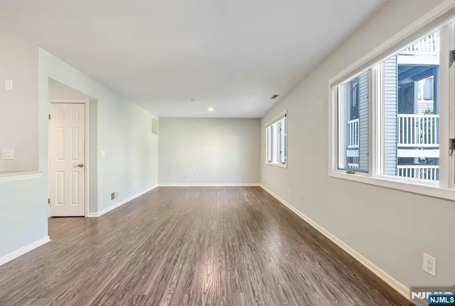 218 Orchard Park, Allendale, NJ 07401 - #3