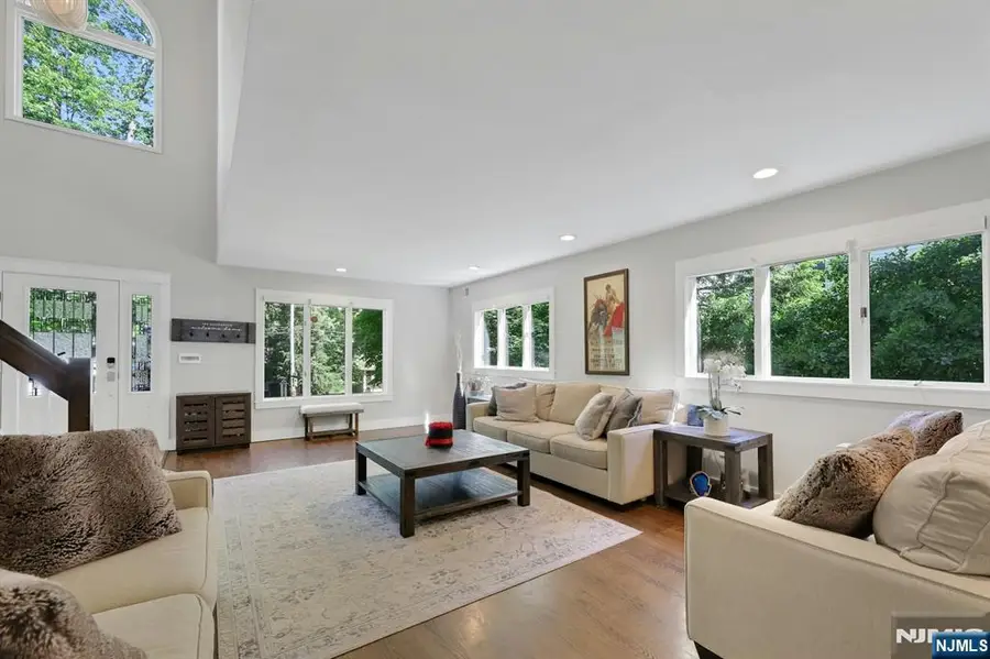 962 Pines Terrace, Franklin Lakes, NJ 07417 - #3