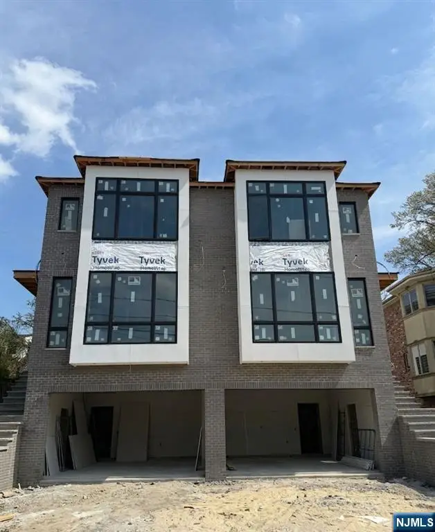 156 Morningside Lane B, Palisades Park, NJ 07650 - #2