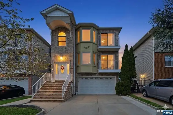 433 Linden, Elizabeth, NJ 07202