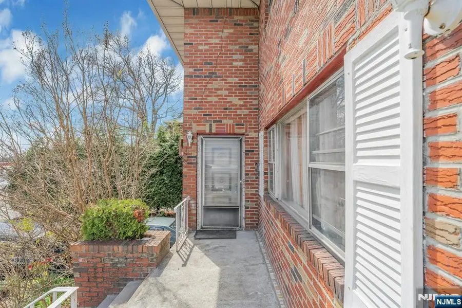439 Bergen Boulevard, Palisades Park, NJ 07650 - #3
