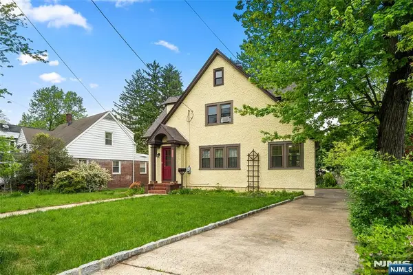 1231 Alicia Avenue, Teaneck, NJ 07666