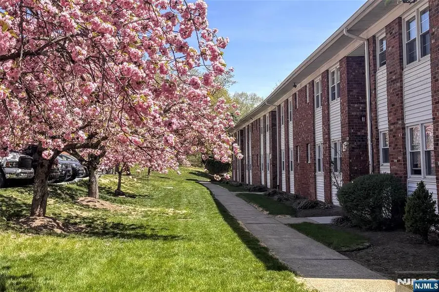 100 Pierson Miller Drive A11, Pompton Lakes, NJ 07442 - #2