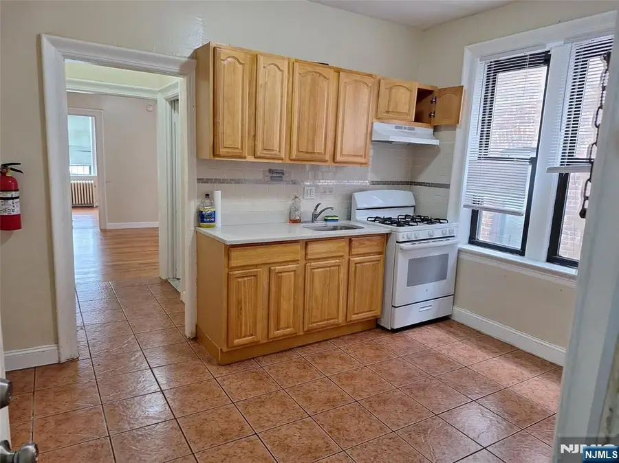 527 34th 29, Union City, NJ 07087 - #2