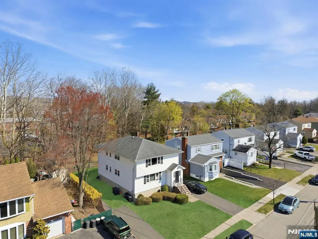425 Midland Avenue, Pompton Lakes, NJ 07442 - #1