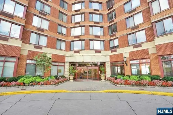 100 Old Palisade Road 3505, Fort Lee, NJ 07024