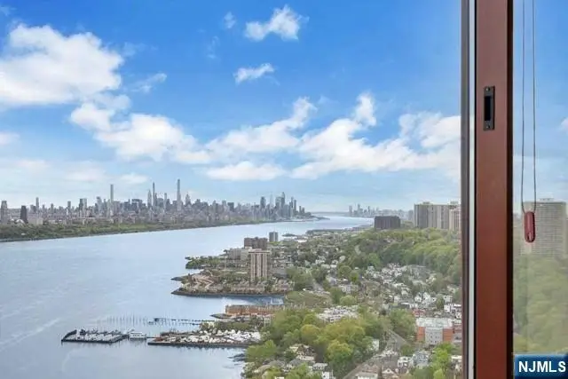 100 Old Palisade Road 3505, Fort Lee, NJ 07024 - #3