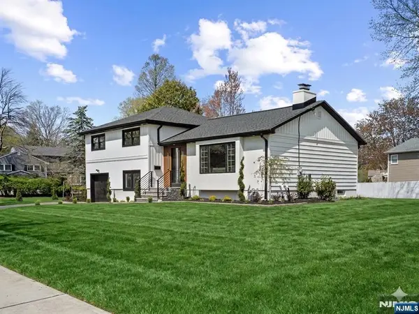 22-35 Radburn Road, Fair Lawn, NJ 07410