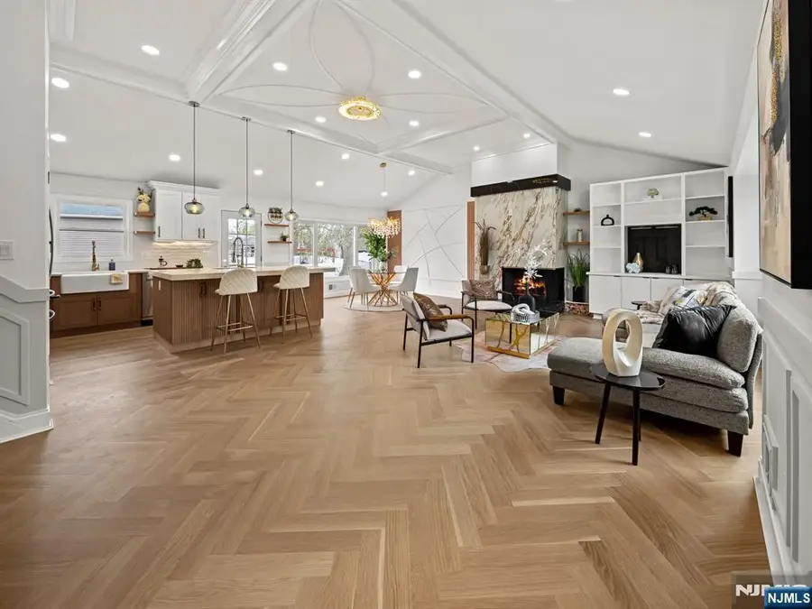 22-35 Radburn Road, Fair Lawn, NJ 07410 - #2