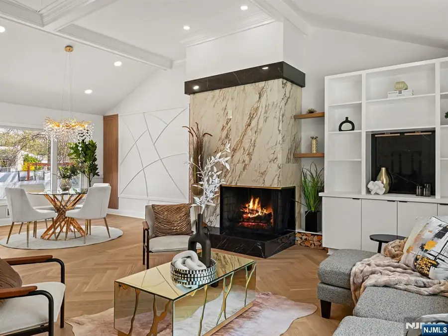 22-35 Radburn Road, Fair Lawn, NJ 07410 - #3