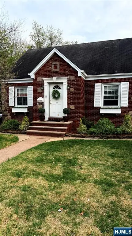 40 Strathmore Terrace, Saddle Brook, NJ 07663 - #1