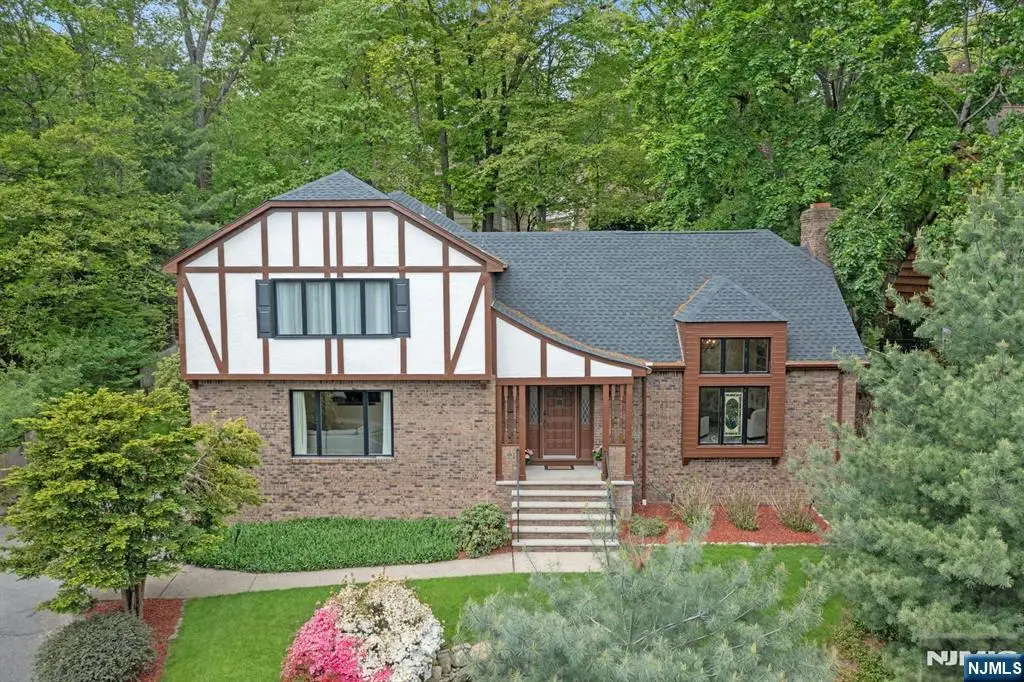 610 Monroe Street, Ridgewood, NJ 07450 - #1
