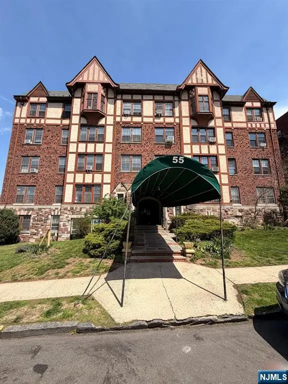 55 Randolph Place 201, Orange, NJ 07052