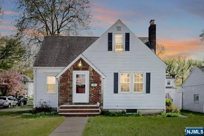 218 Hickory Avenue, Bergenfield, NJ 07621 - #1