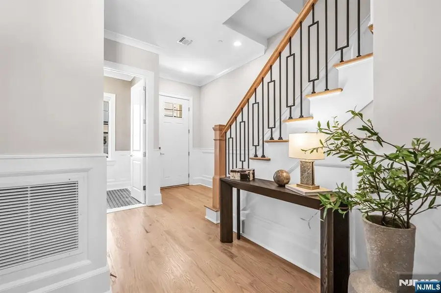 22 Gabriel Court 22, Paramus, NJ 07652 - #3