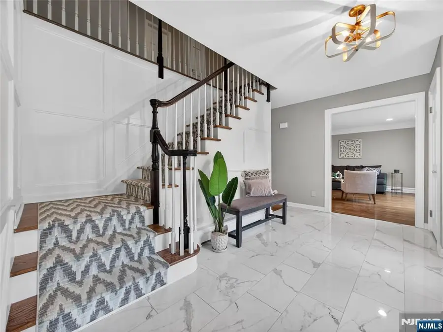 5 Sycamore Court, Ramsey, NJ 07446 - #2