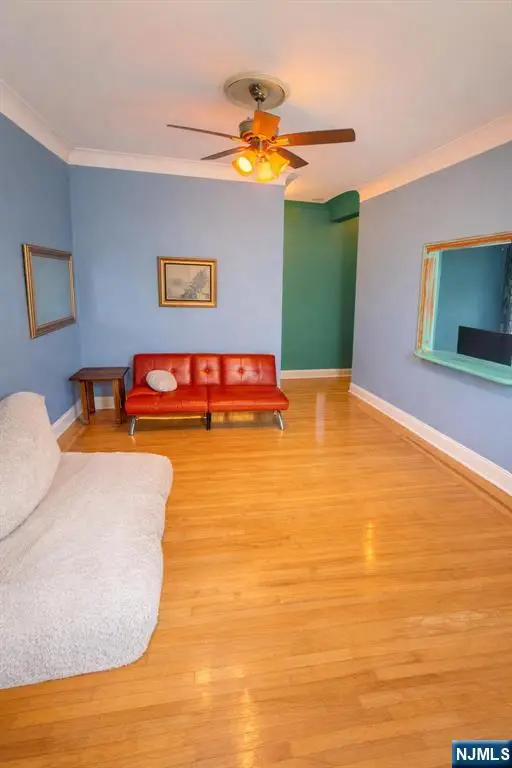 107 Kensington, Jersey City, NJ 07304