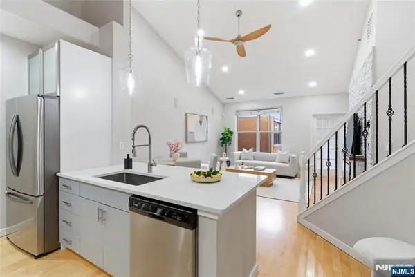26 Ave At Port Imperial 417, West New York, NJ 07093