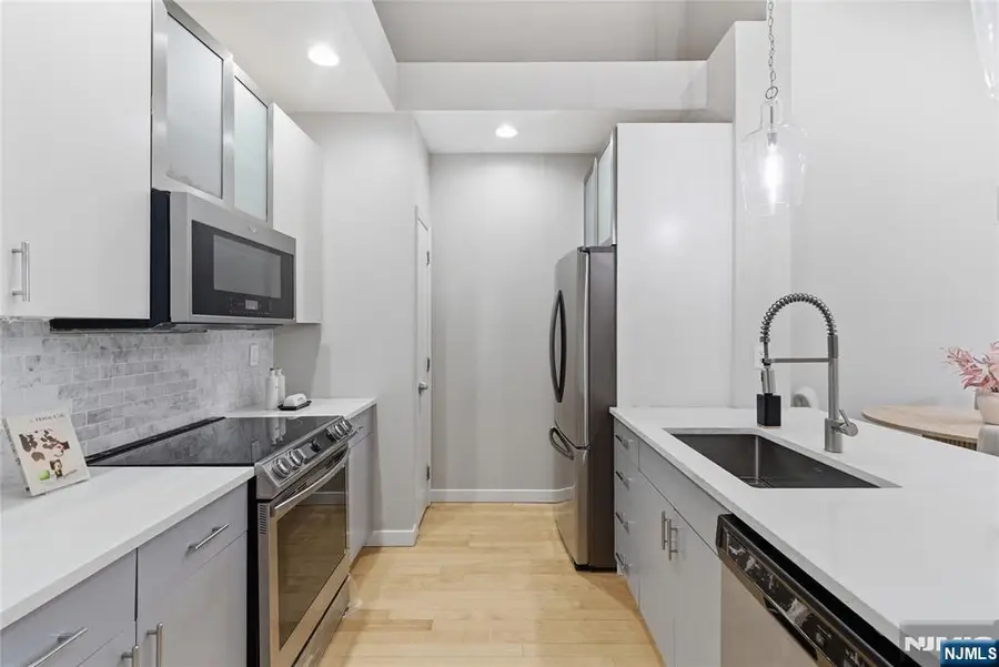 26 Ave At Port Imperial 417, West New York, NJ 07093 - #2