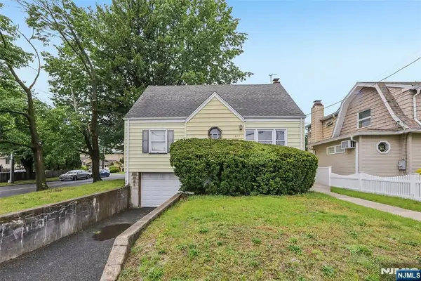 215 Henley Avenue, New Milford, NJ 07646