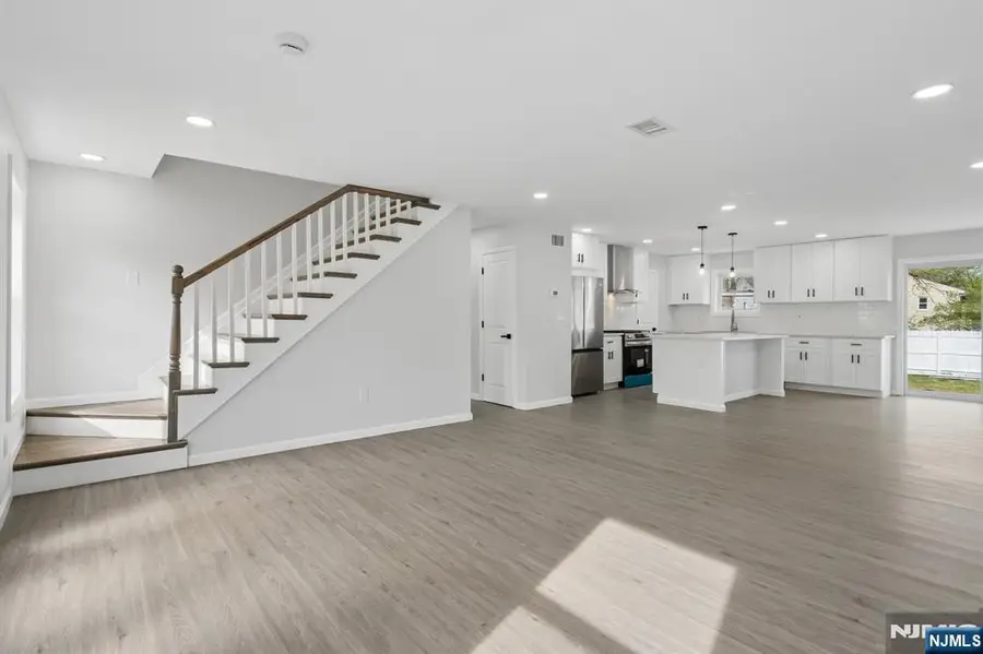 26 Hunterdon Road, West Orange, NJ 07052 - #3