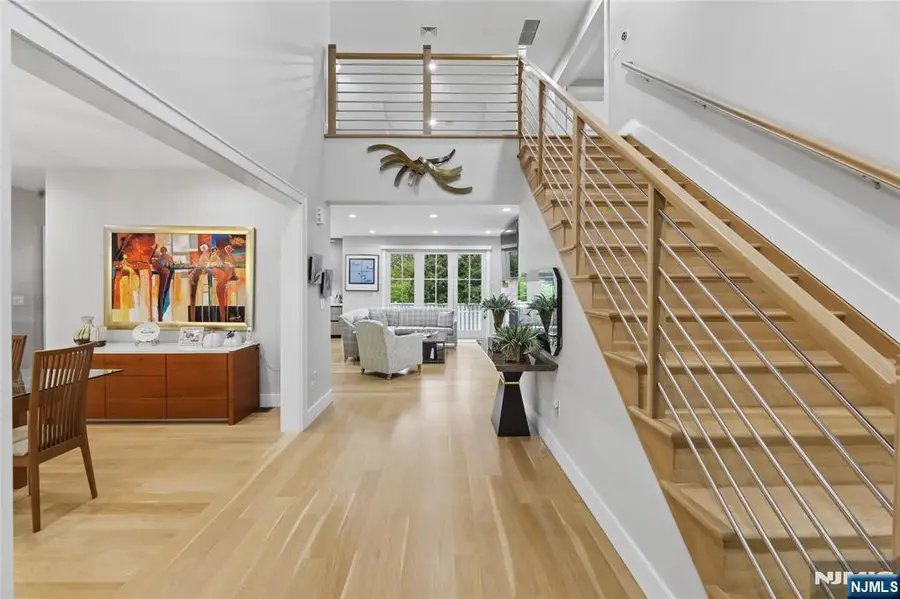 31 Engleside Street, Cresskill, NJ 07626 - #2