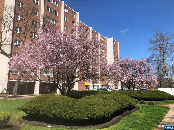 39 39th Street 503, Paterson, NJ 07514