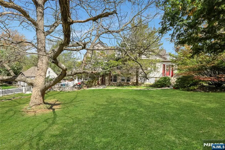 2 Webb Court, Park Ridge, NJ 07656 - #3