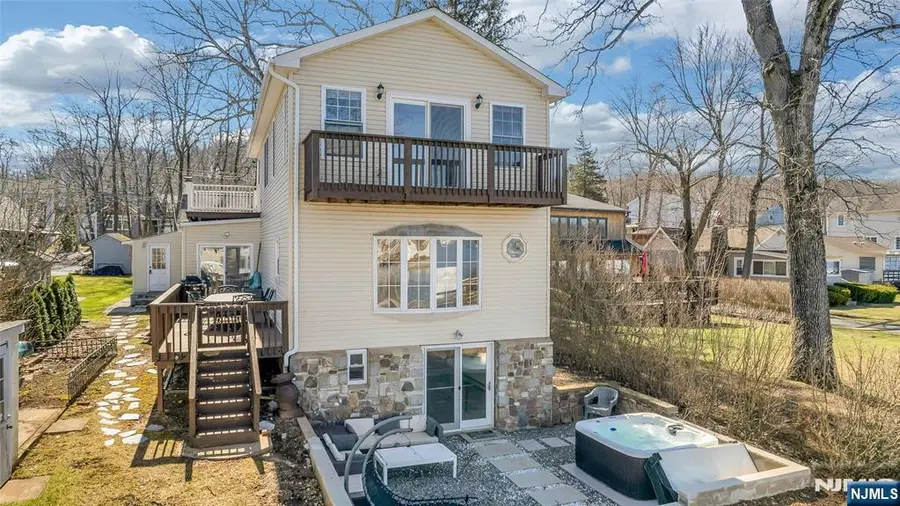 32 McNabb Road, Lake Hopatcong, NJ 07849 - #2