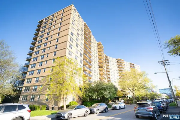 2200 N Central Road 2B, Fort Lee, NJ 07024