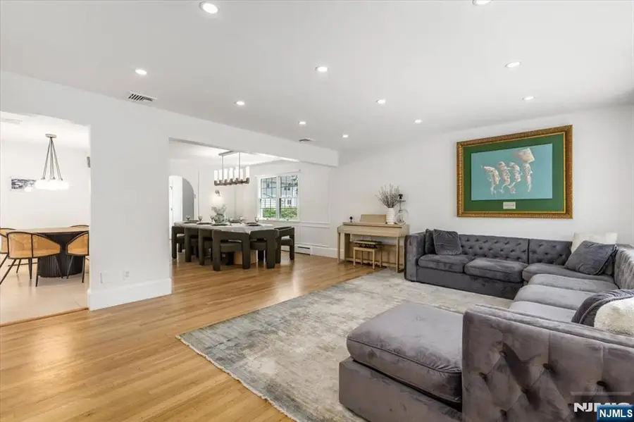 42 Nugent Drive, Clifton, NJ 07012 - #3