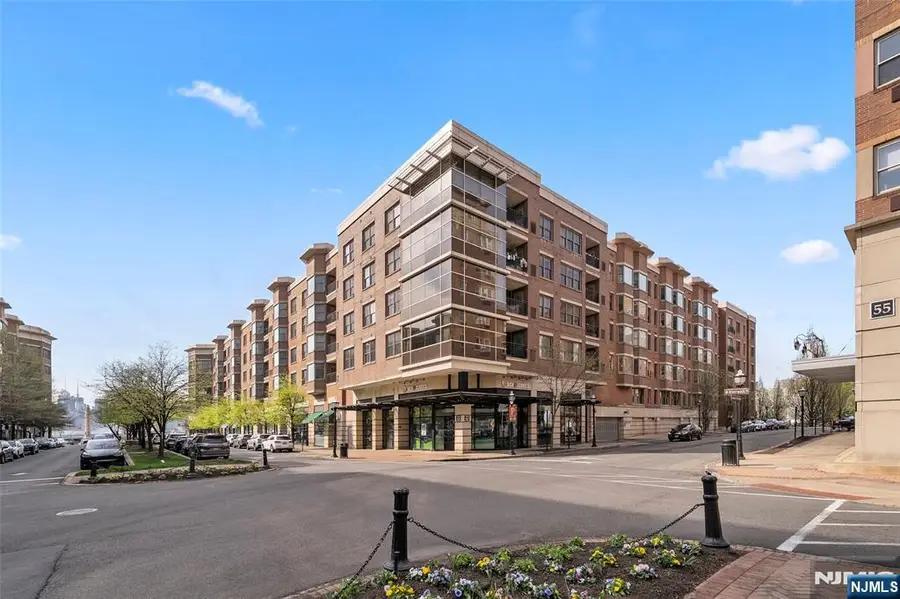 22 Ave At Port Imperial 204, West New York, NJ 07093 - #2