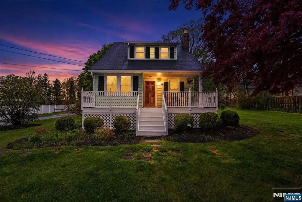 7 Shores Road, Mendham, NJ 07869 - #1