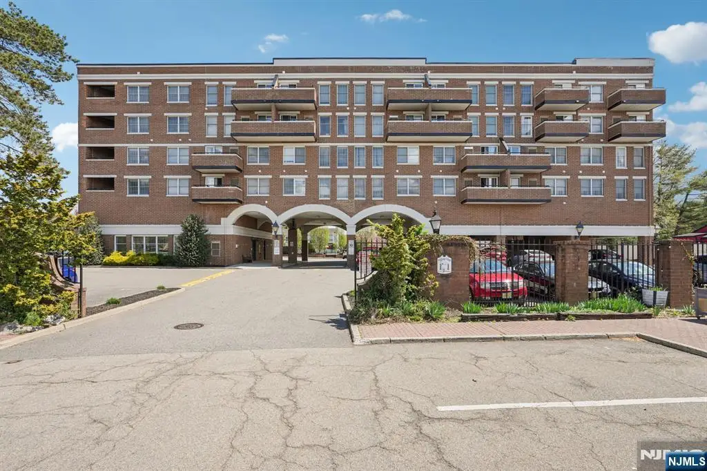 44 Iron Forge Square 44, Pompton Lakes, NJ 07442 - #1