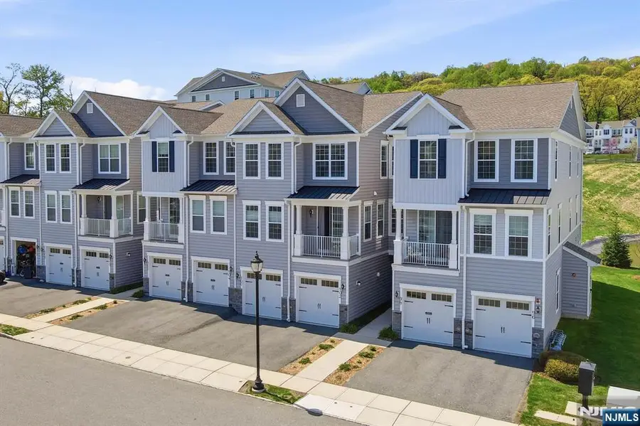 102 Sequoia Drive 1724, Cedar Grove, NJ 07009 - #2