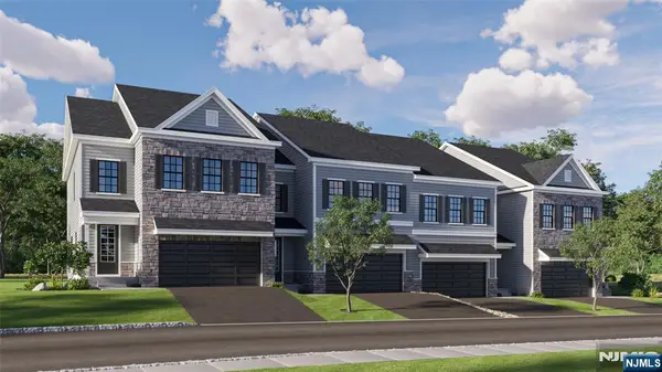 22 Arlington Place, Oakland, NJ 07036