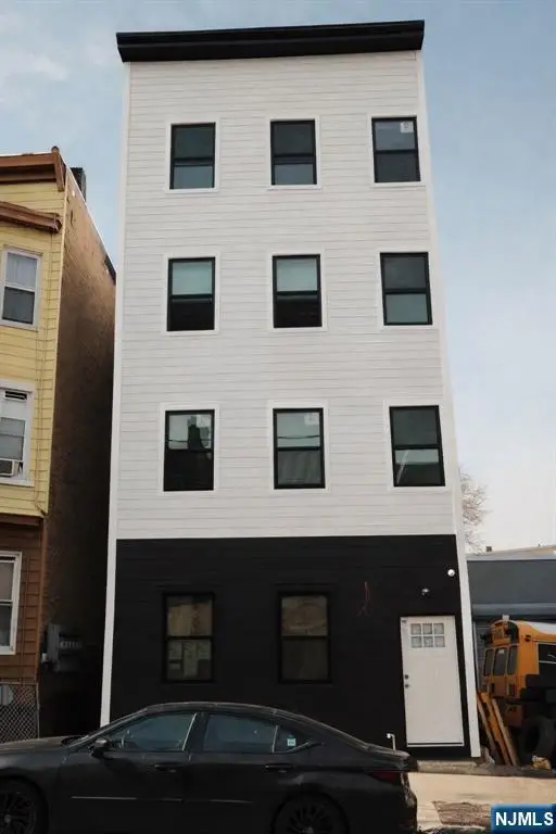142 Mill Street, Paterson, NJ 07501