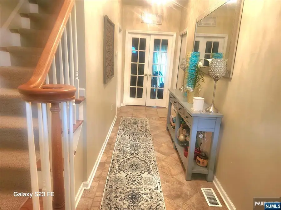 6 Central Avenue 3, Rochelle Park, NJ 07662 - #2