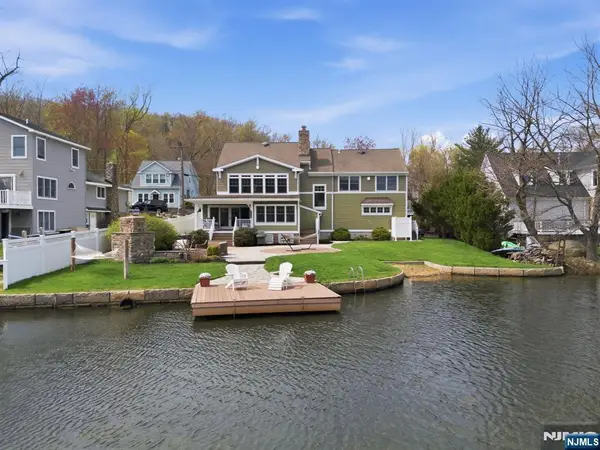 84 W Shore Road, Denville Township, NJ 07834