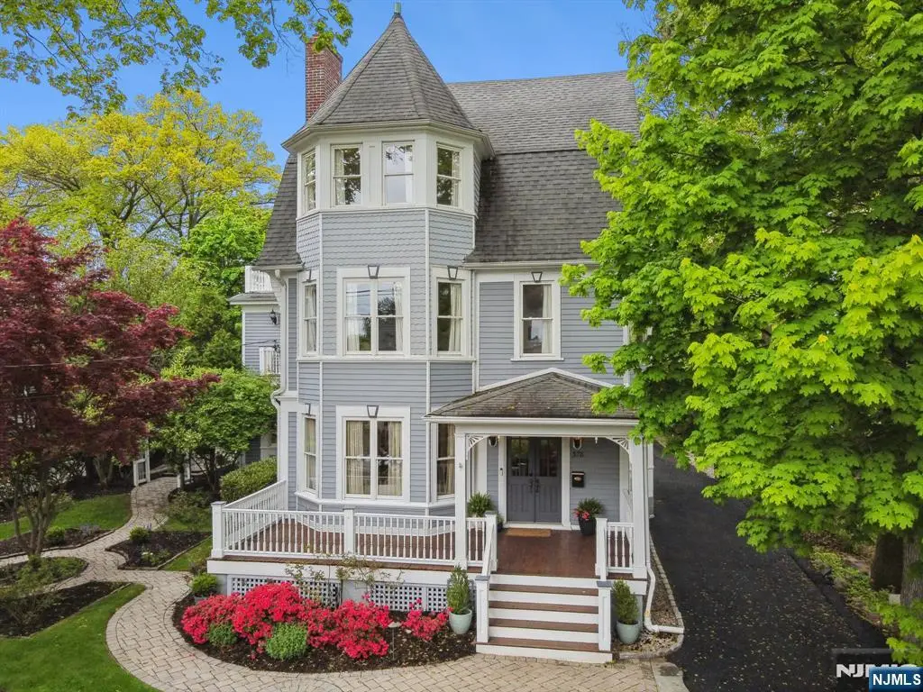 378 Park Street, Montclair, NJ 07043 - #1