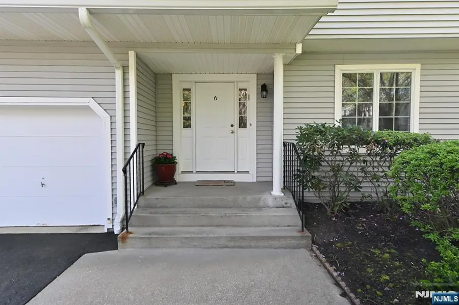 6 Schill Place, Hillsdale, NJ 07642 - #2