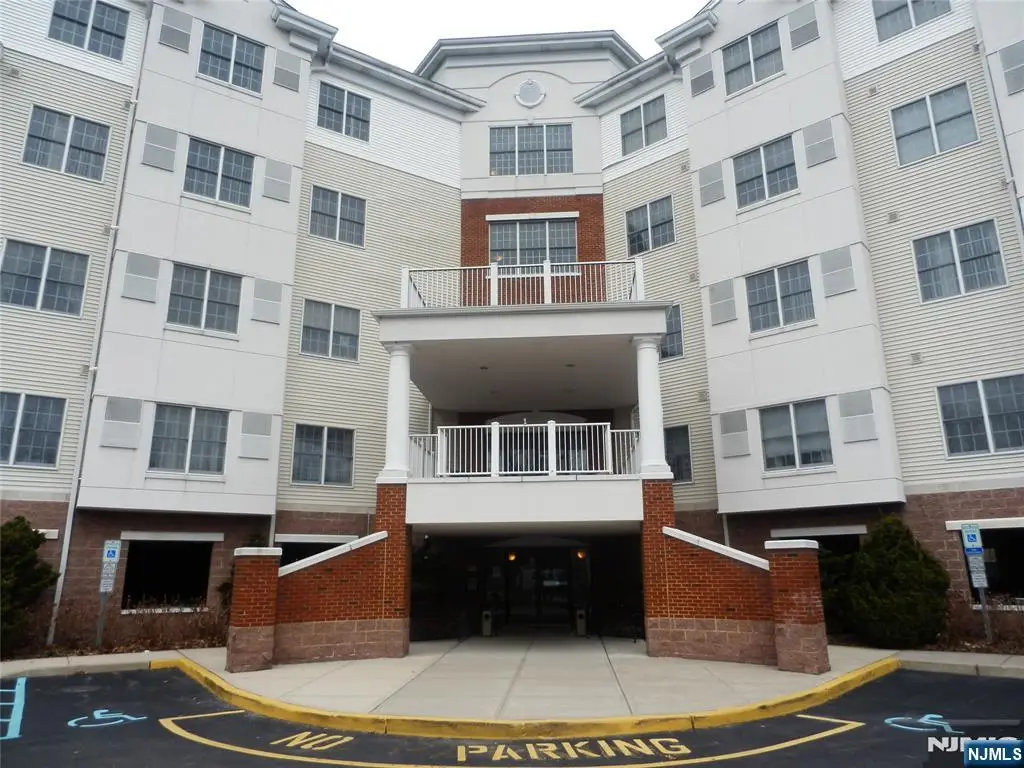 189 Forest Avenue 307, Paramus, NJ 07652 - #1
