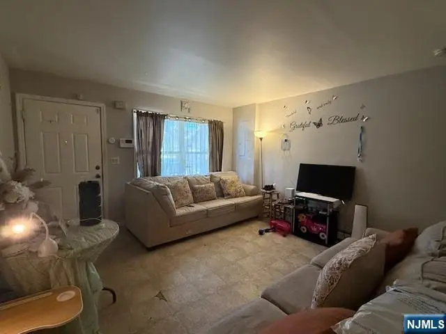 290 Bergen Street, Newark, NJ 07103 - #3