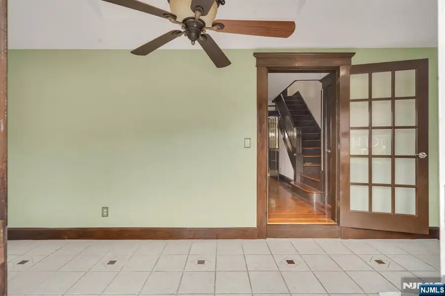 429 Palisade Avenue, Cliffside Park, NJ 07010 - #3