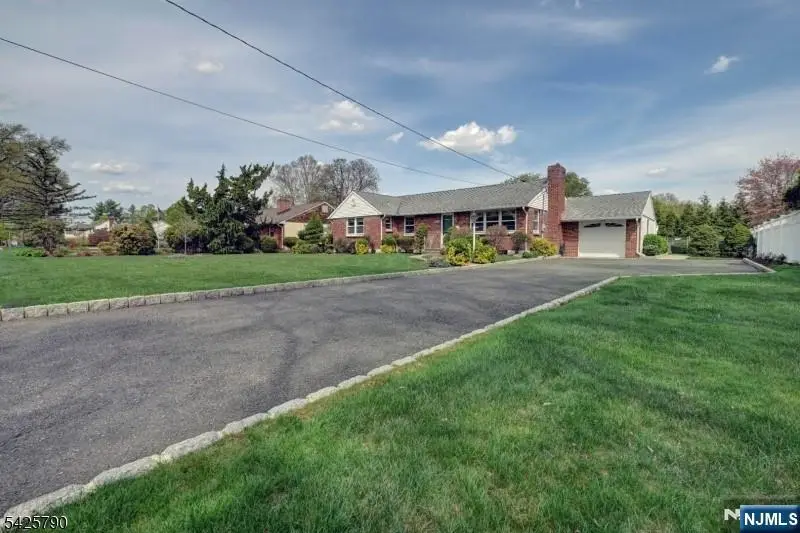 348 Boulevard, Pompton Plains, NJ 07444 - #3