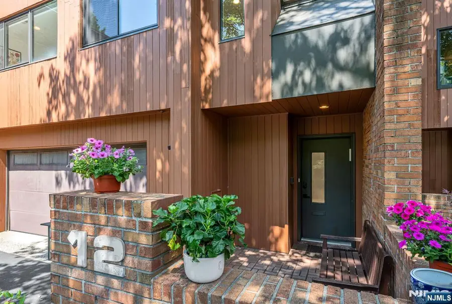 12 Kira Lane, Englewood, NJ 07631 - #2