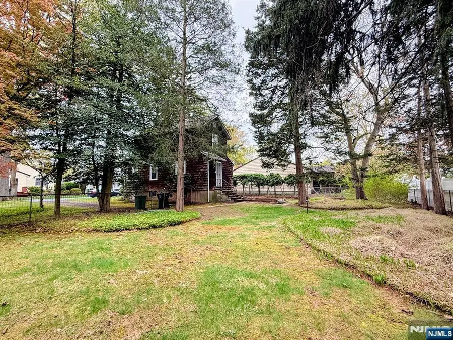 431 Cedar Avenue, Paramus, NJ 07652 - #2