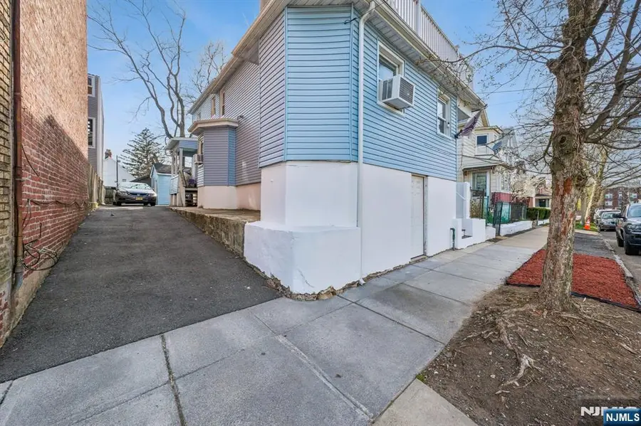 416 Frankfort Street, Orange, NJ 07050 - #2