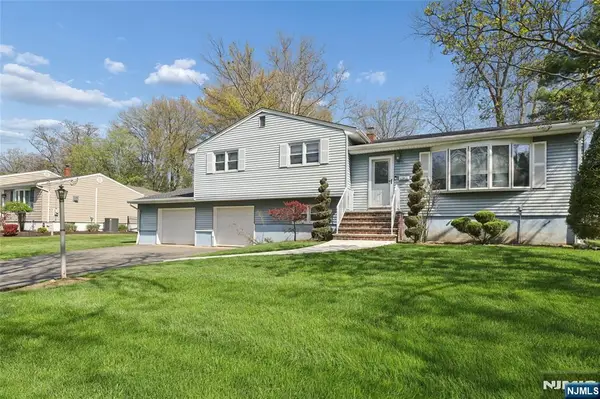 35 Robin Road, Wayne, NJ 07470